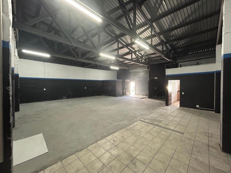 To Let commercial Property for Rent in Elsies River Industrial Western Cape